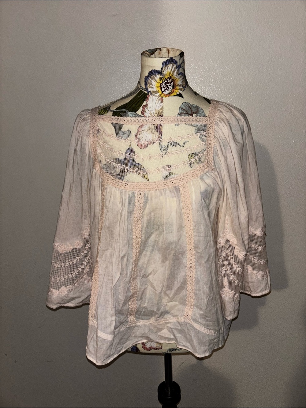 Anthropologie Valentia Peasant Blouse Retail $120 - Picture 2 of 6